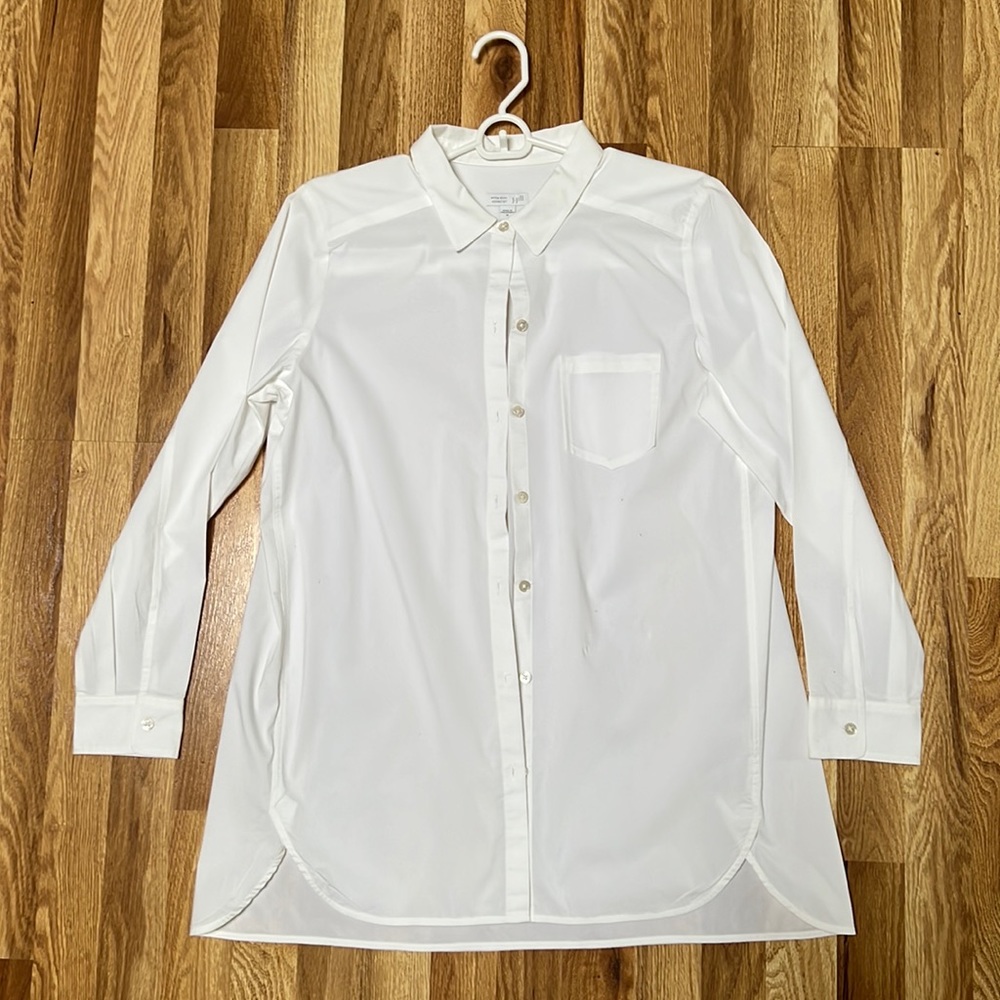 Long sleeve white dress shirt